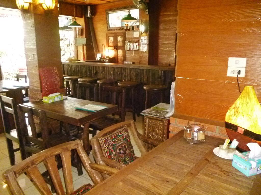 Soisabai Guesthouse Чиангмай Экстерьер фото