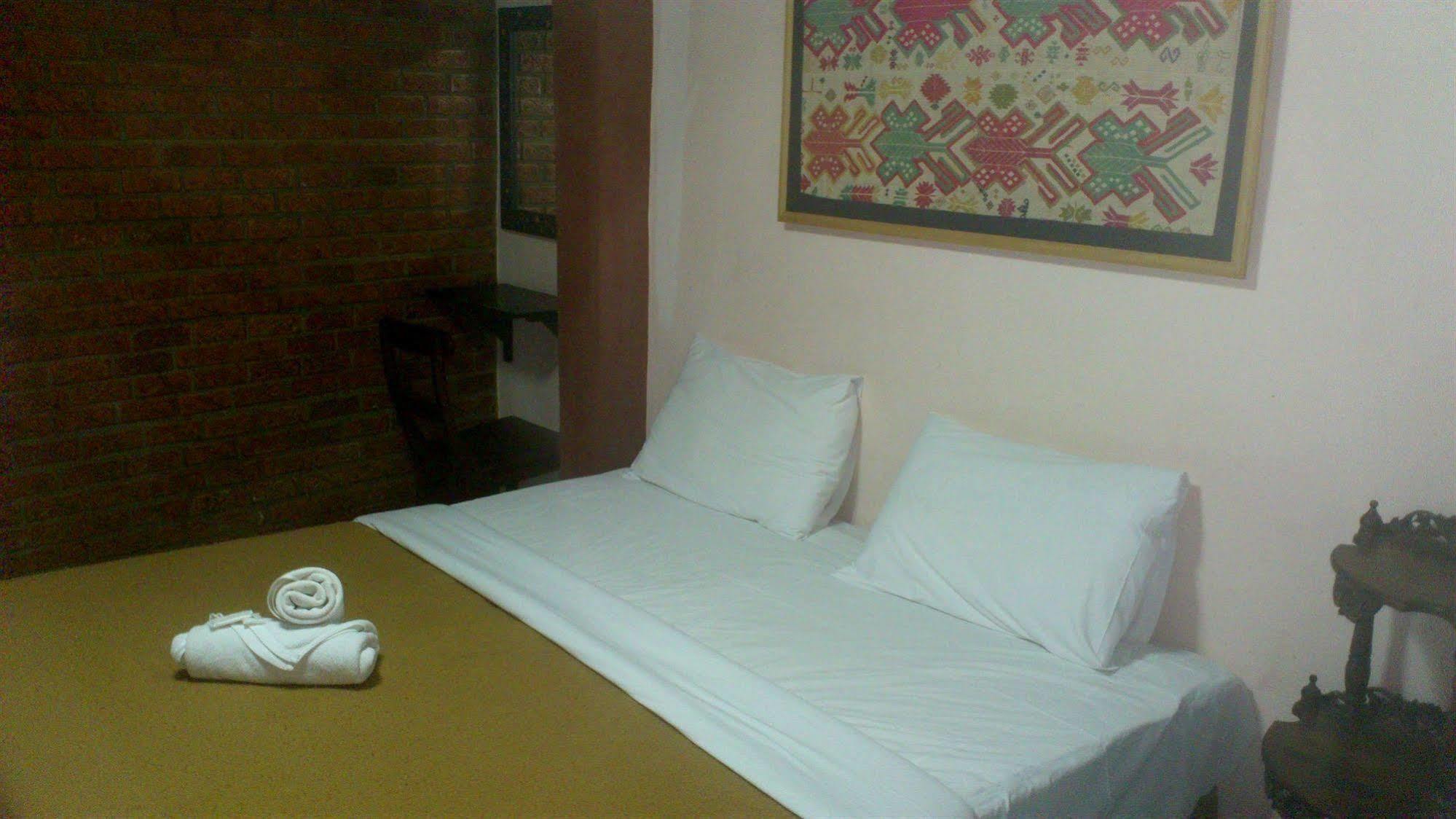 Soisabai Guesthouse Чиангмай Экстерьер фото