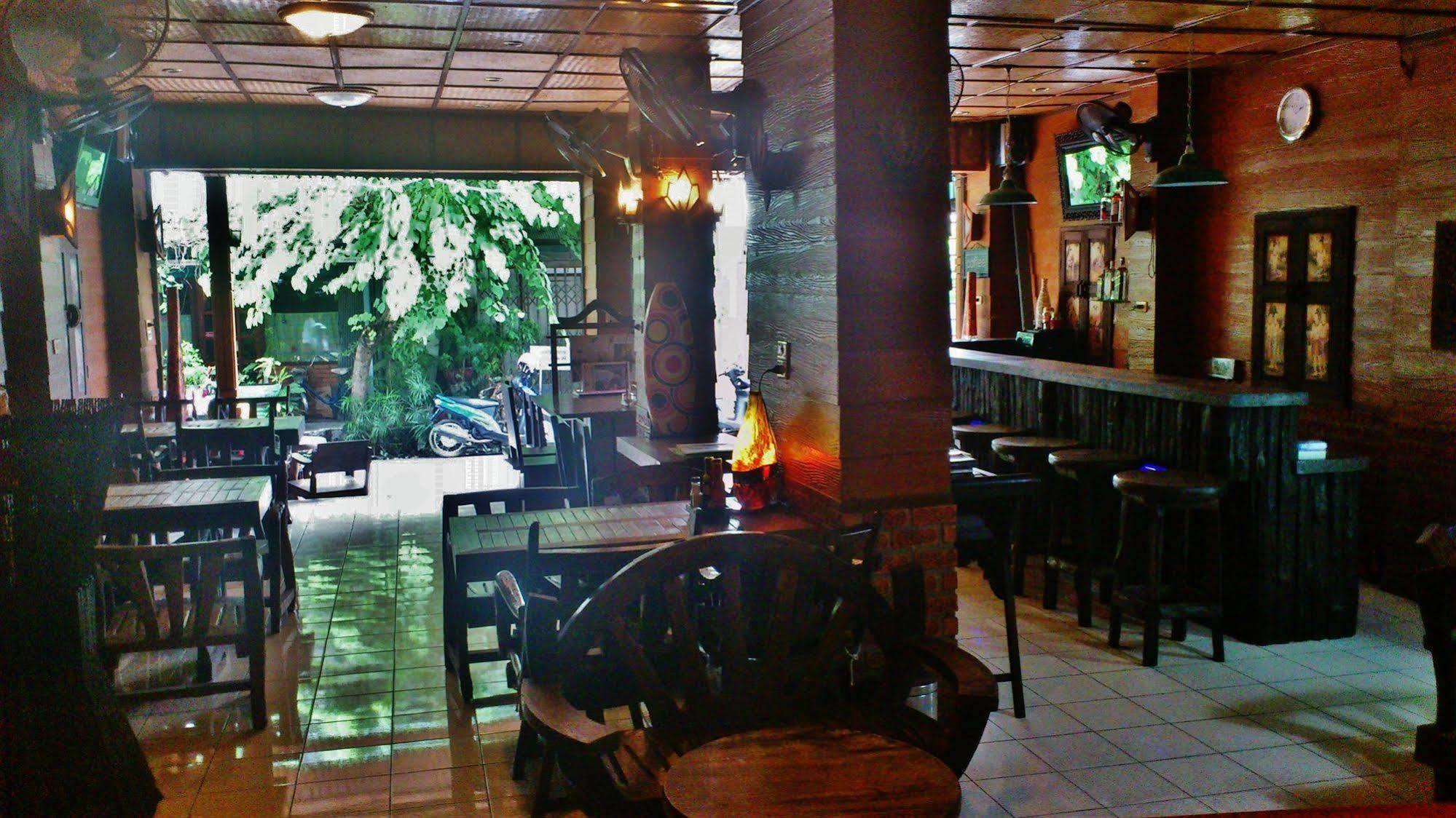 Soisabai Guesthouse Чиангмай Экстерьер фото